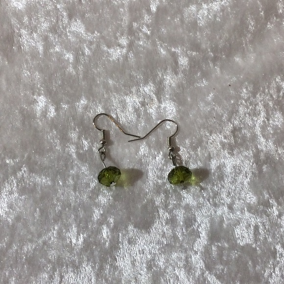 Green Bead Earrings - Picture 10 of 12
